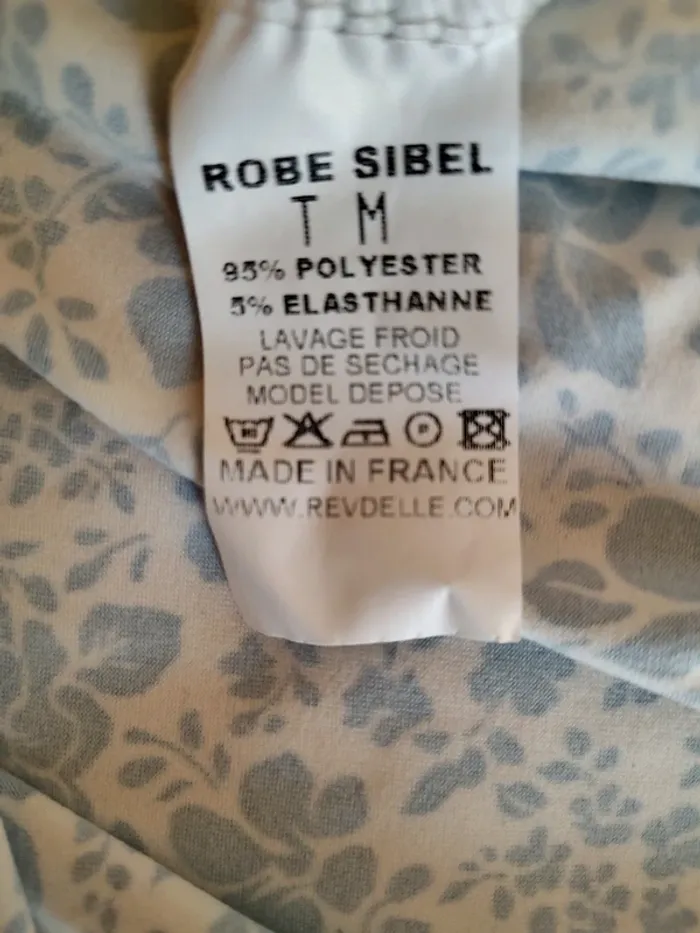 Robe motif fleuri T. 38 - photo numéro 6