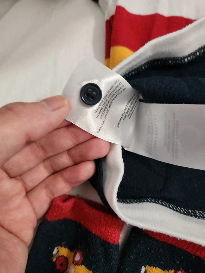 Haut et chaussette carrefour 6 mois - photo numéro 5