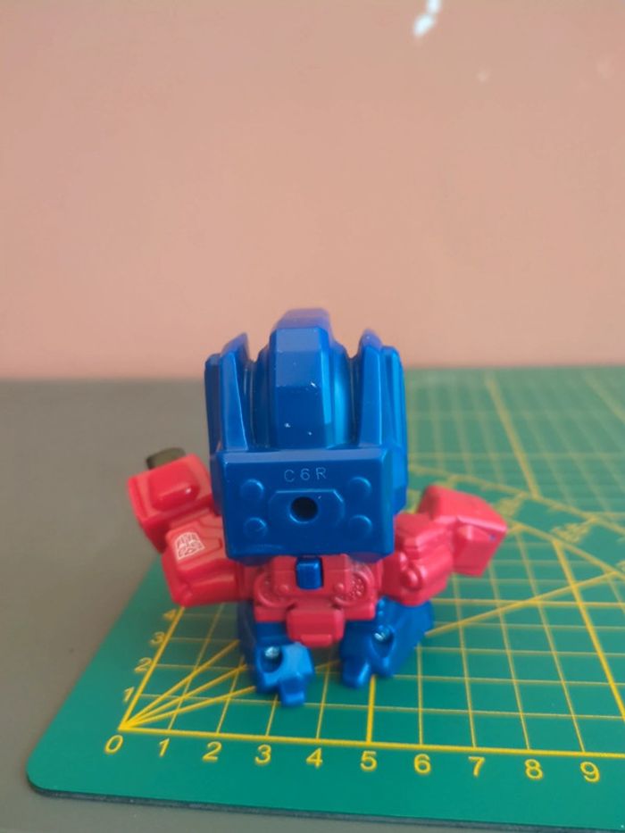 Figurine Transformers McDonald's - photo numéro 2