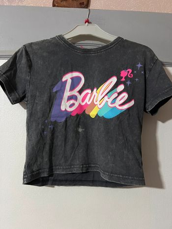Tee shirt fille taille 3/4 ans marque Barbie très bon état
