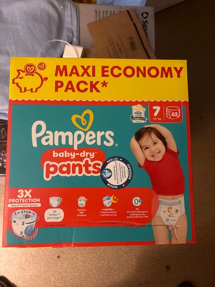 1 carton de 62 couches t7 pampers