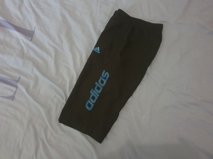 Adidas short taille 10 ans - photo numéro 4