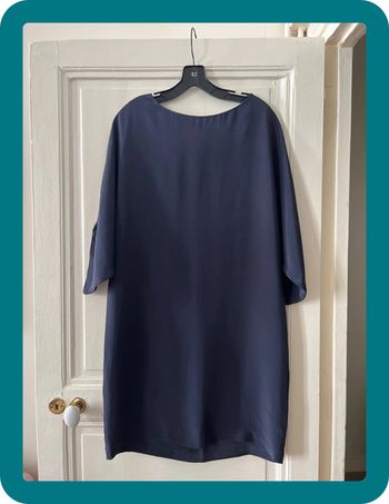 Robe manches chauve-souris aux genoux 100% soie taille 38 - Max&Moi