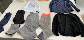 Lot vêtements sport 8ans fille