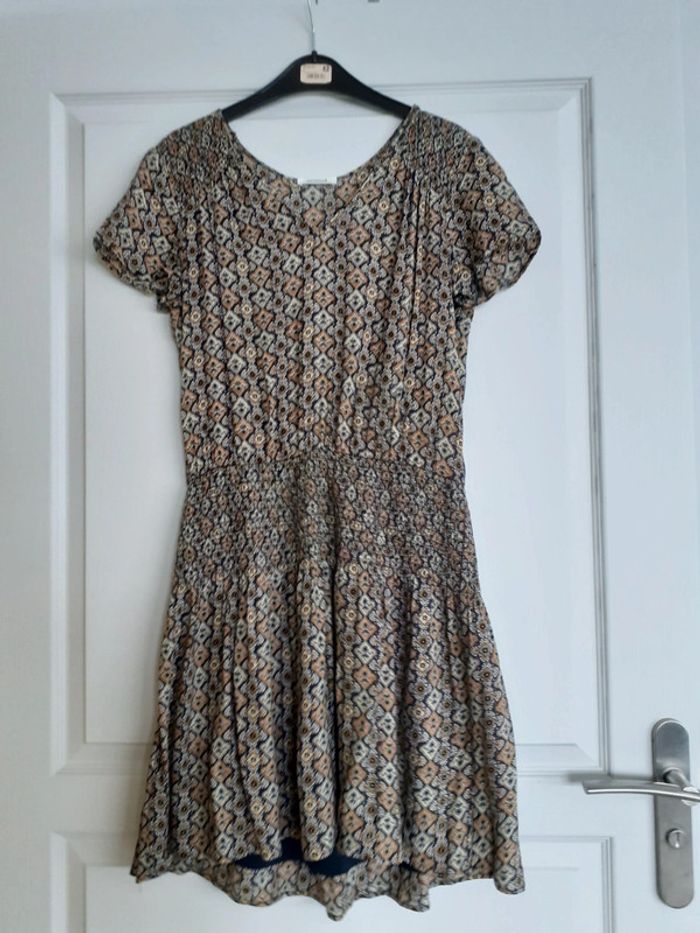 Robe petites manches