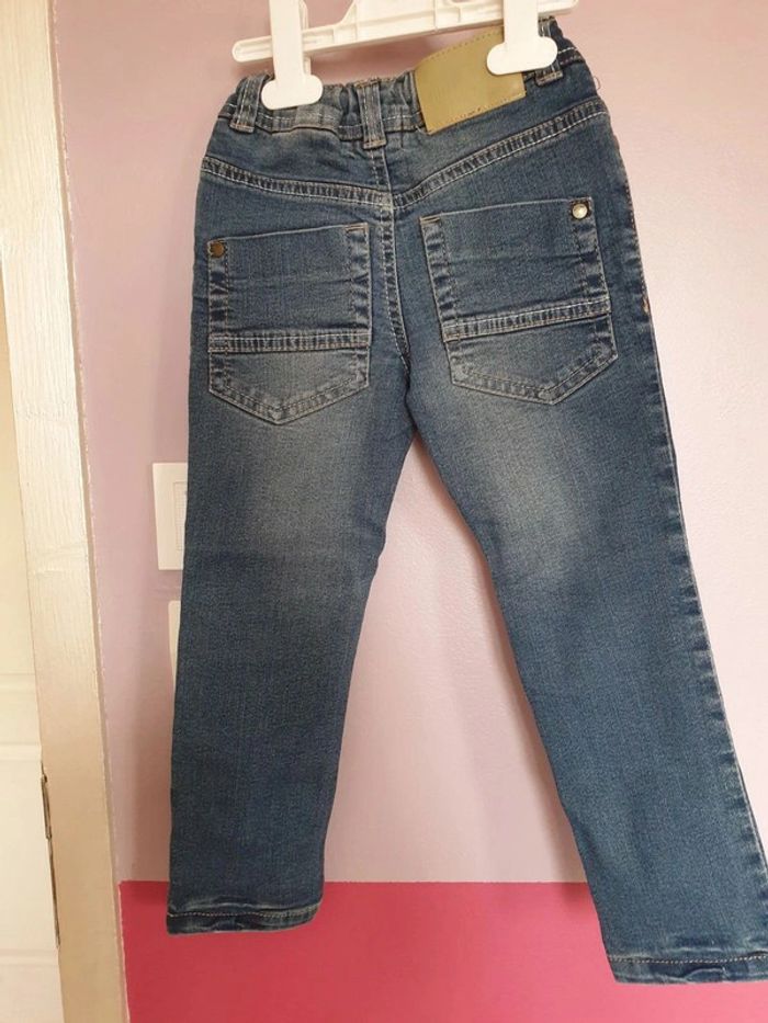 Lot de 2 jeans garçon 👦 4 ans - photo numéro 7