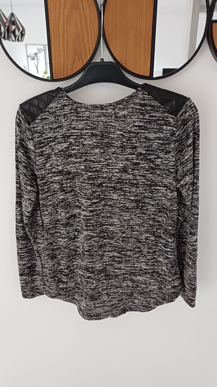 Pull femme gris noir - photo numéro 2