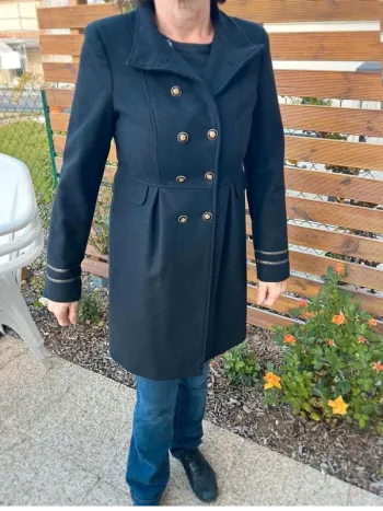 Manteau chaud  en  laine T38