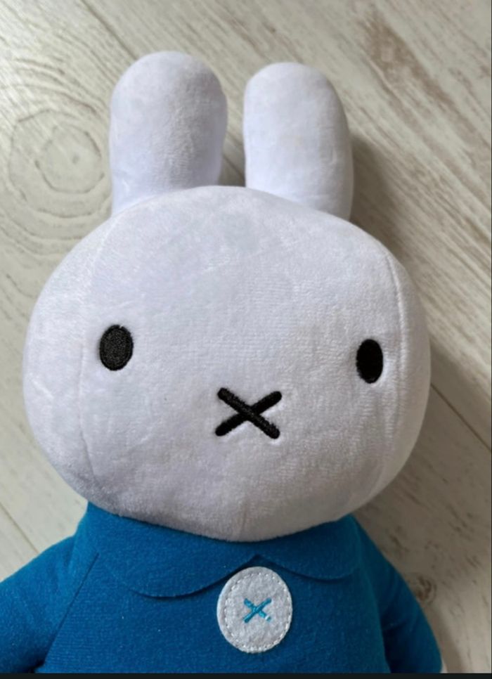 Miffy peluche interactive - photo numéro 2