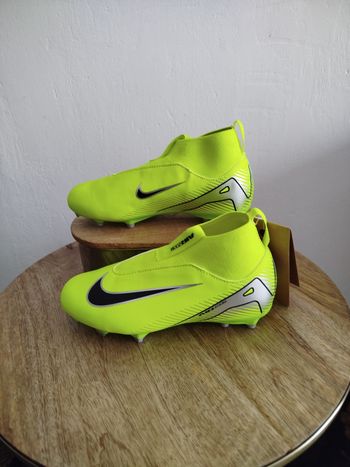 Crampons Nike T 32