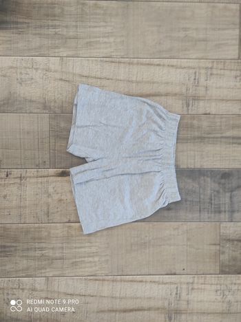 Short gris 