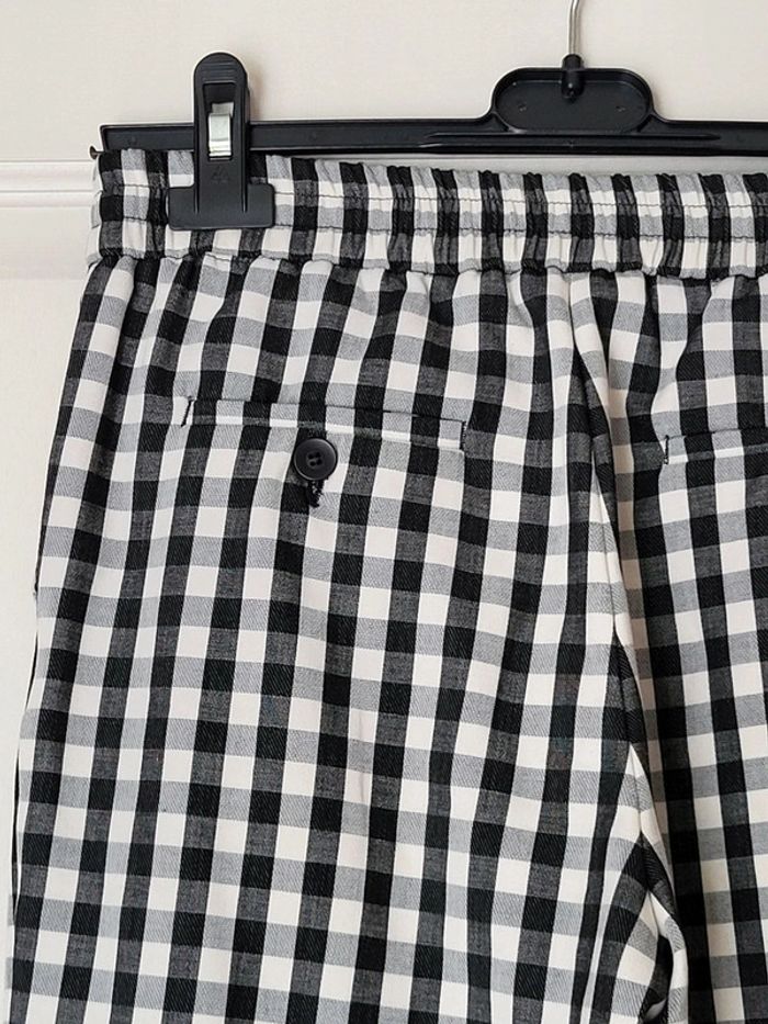 Pantalon crop vichy noir et blanc Mango - Comme neuf - photo numéro 4