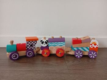 Train en bois