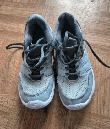 Baskets kalenji grises p37