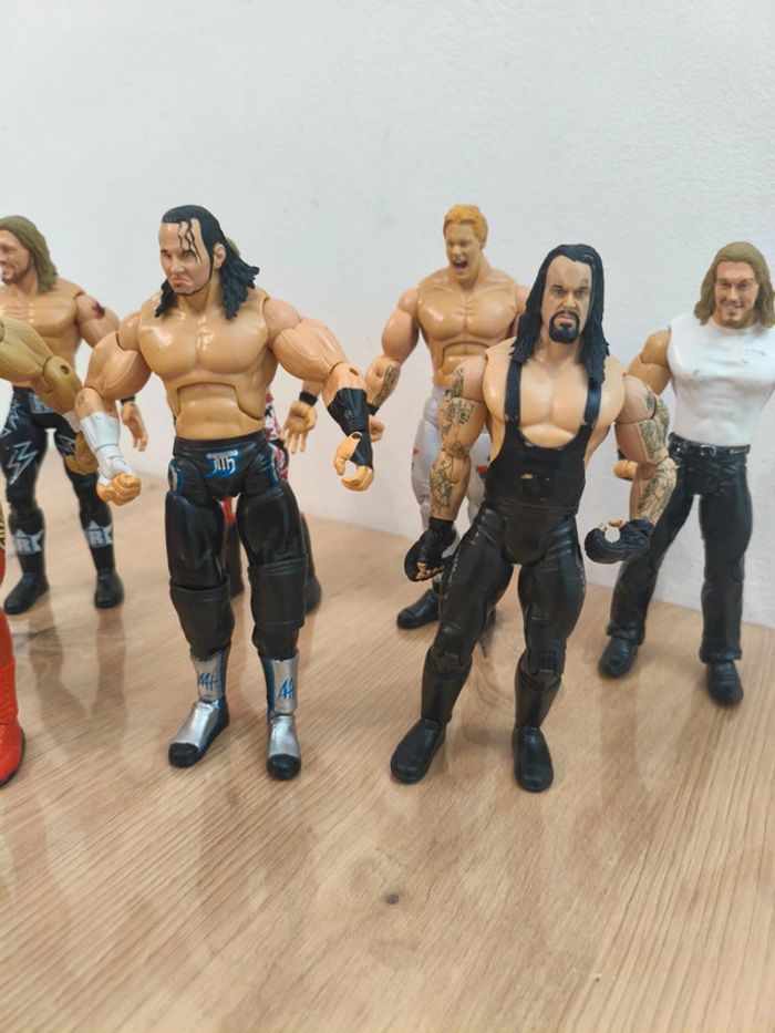 Lot figurines WWE catcheur - photo numéro 3