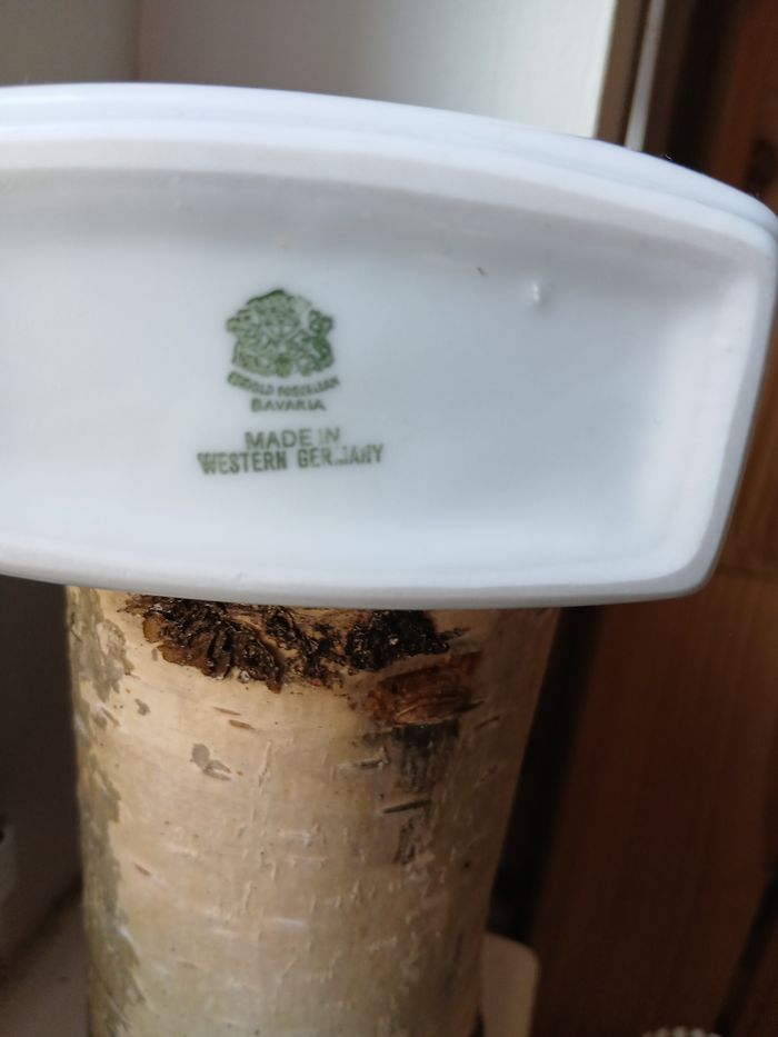 Vase porcelaine de Bavière. Violettes - photo numéro 5