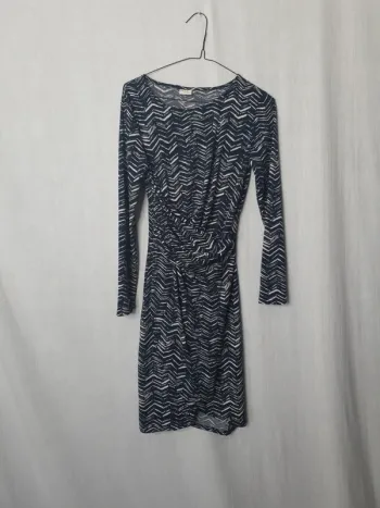 Robe bleu à motifs