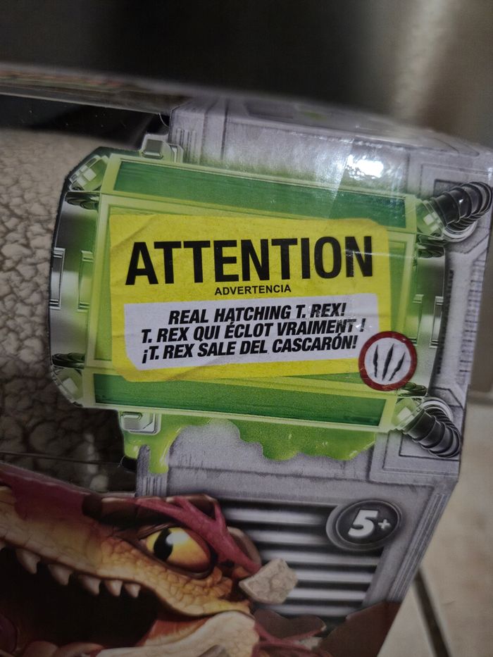 Primal Hatch jurassic World trex tyrannosaure oeuf éclot dino éclosion - photo numéro 3