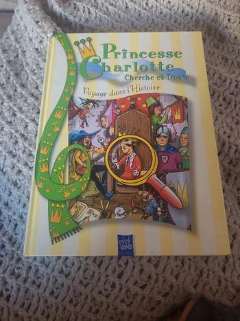Princesse Charlotte cherche et trouve