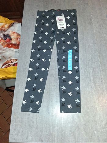 Legging tissaia 6ans neuf