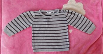 Pull Kiabi taille 18 mois en très bon état
