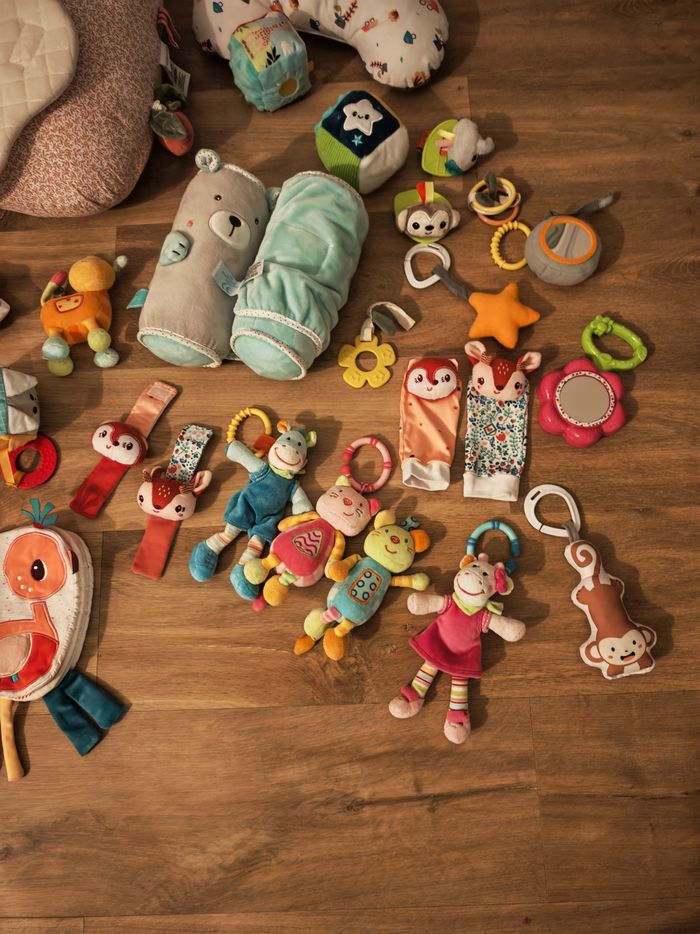 Diverses jouets d'éveil pour bébé - photo numéro 3
