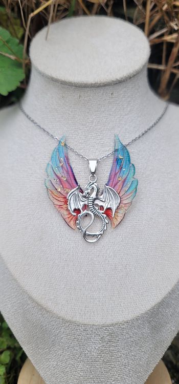Collier fantastique aile de dragon