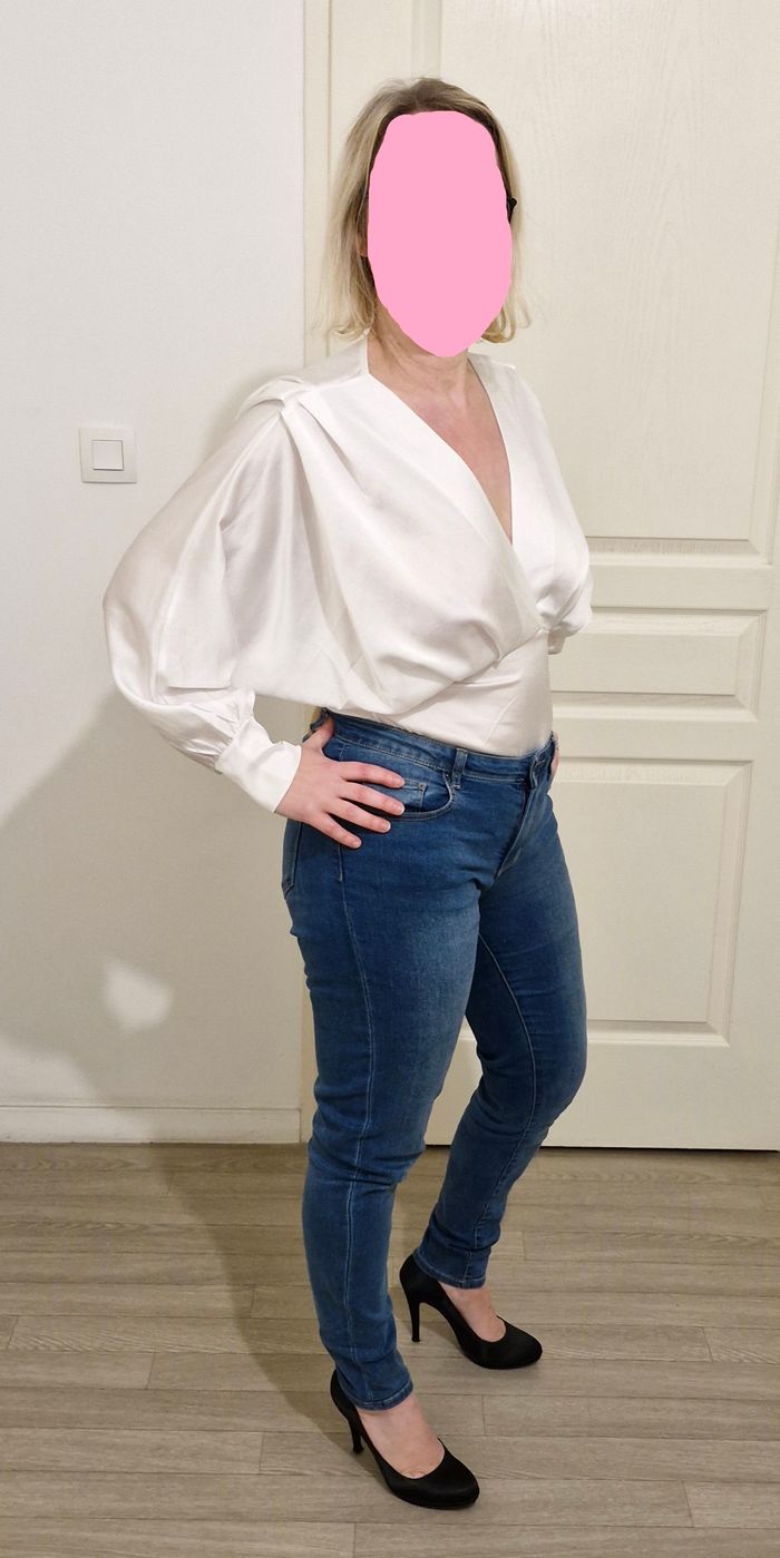 Body top satiné chic et sexy - photo numéro 3