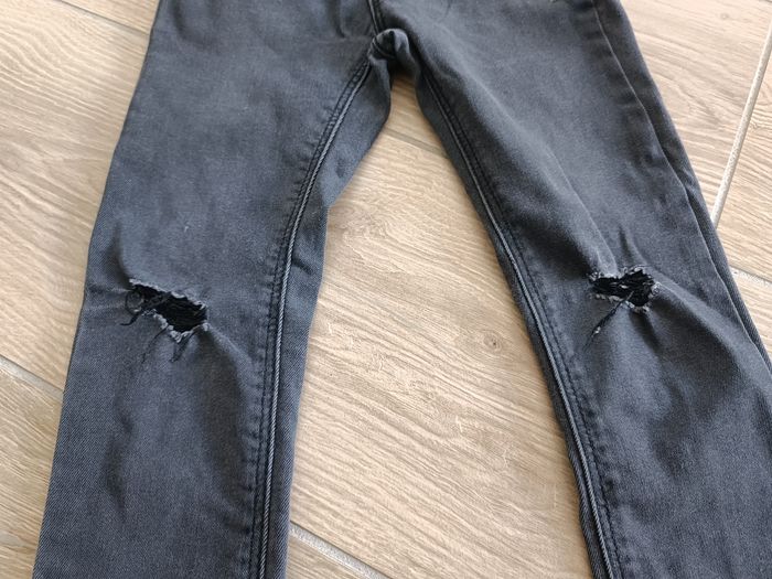 Jean noir Zara 4/5 ans - photo numéro 2