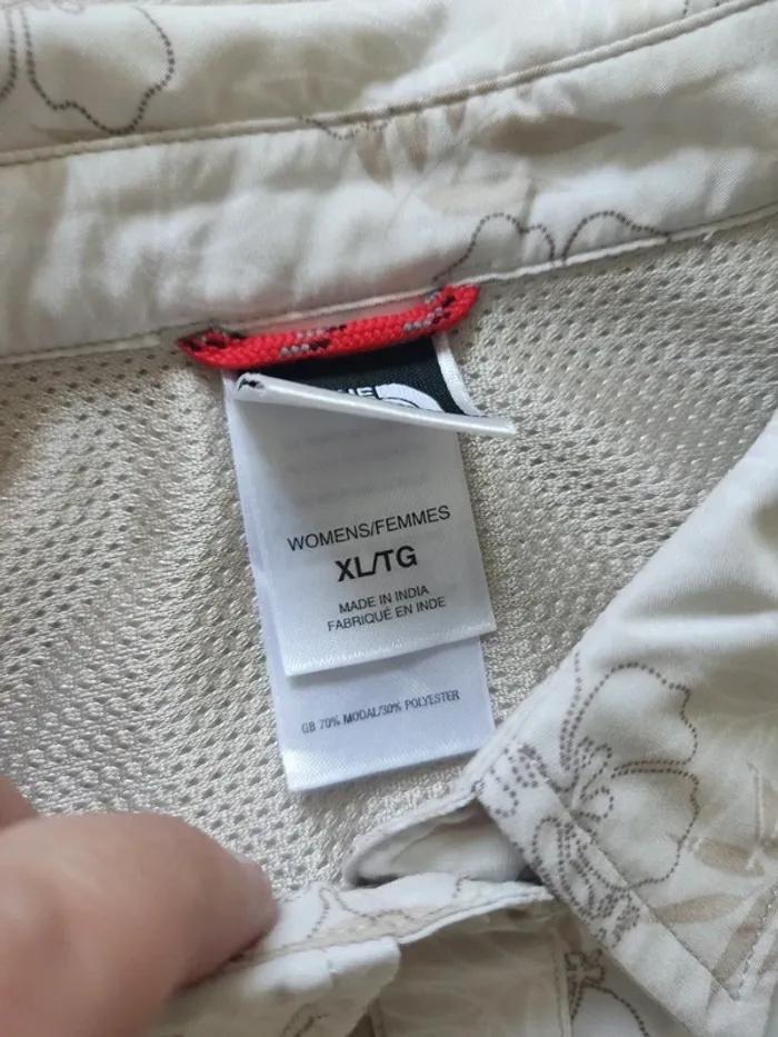 Chemise manches courtes crème motifs fleurs tropicales beige blanc taupe taille XL The North Face - photo numéro 12