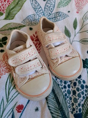 Basket en toile taille 22 Pat et Ripaton