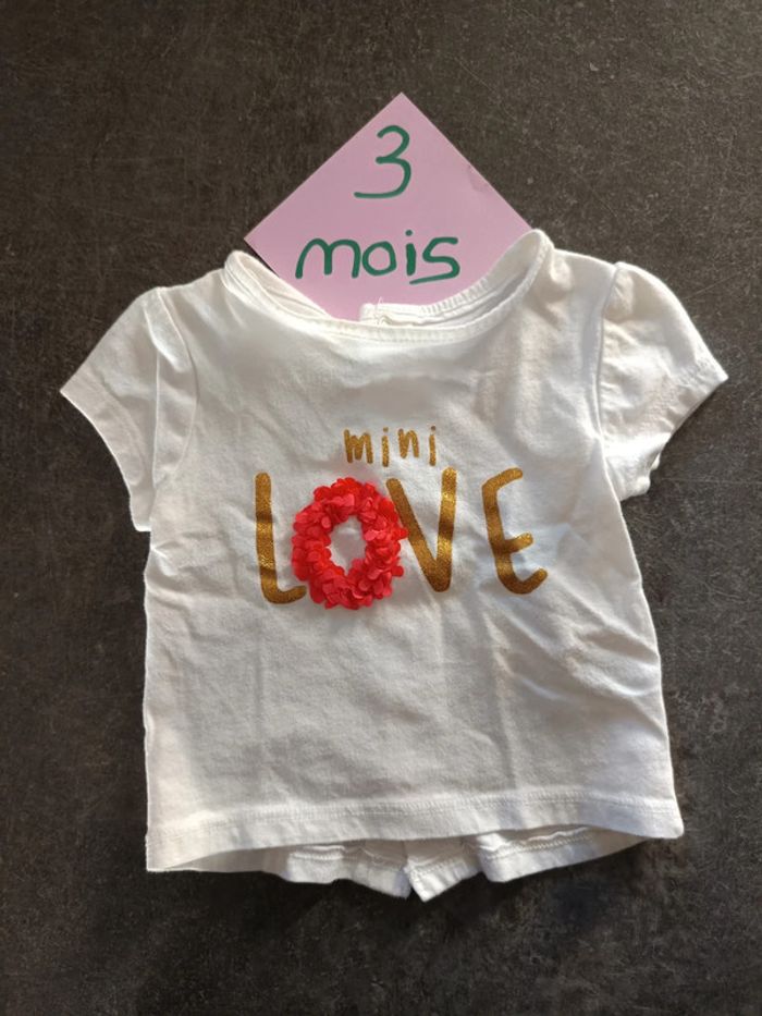 T-shirt LOVE 3 mois