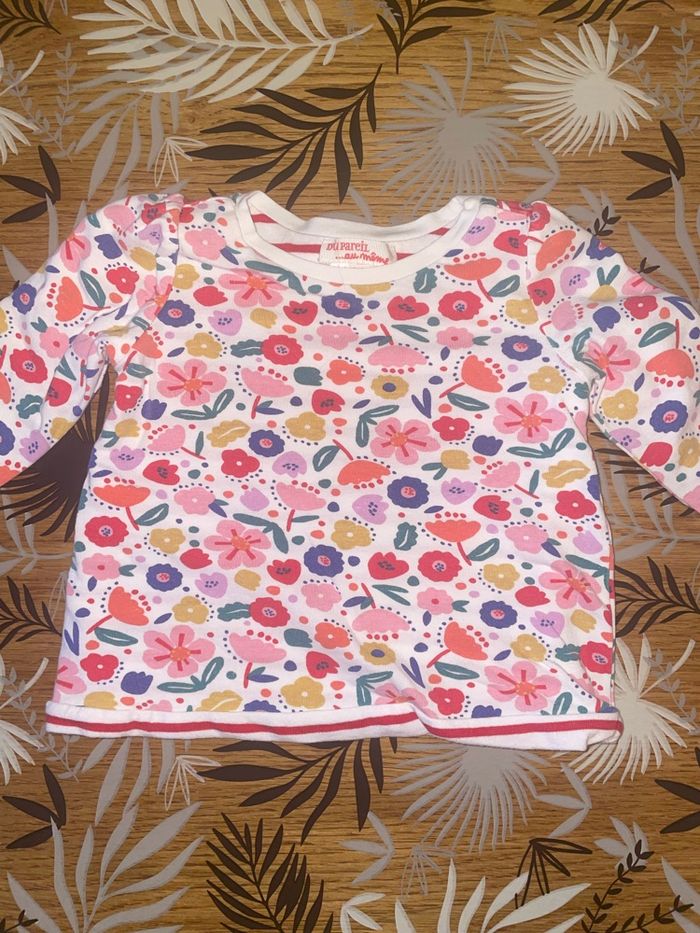 Pull blanc à motif fleurs multicolores dpam bb 3 mois