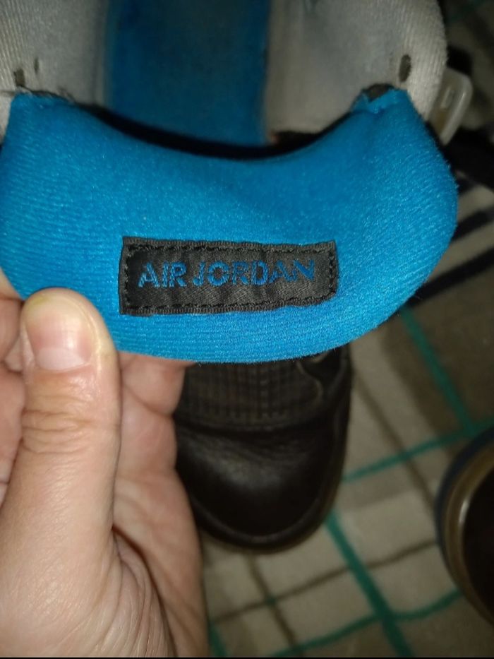 Nike Air Jordan 4 Retro - photo numéro 8