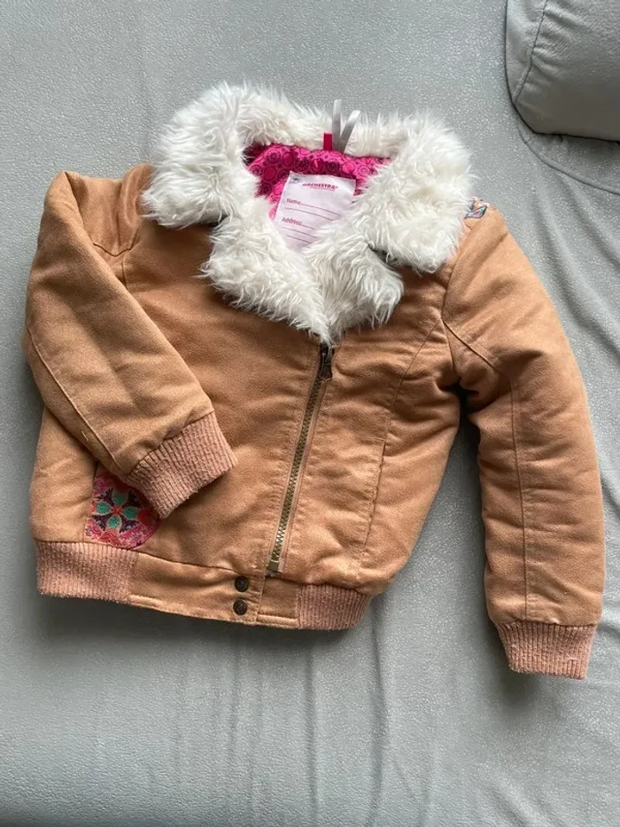 Veste col fourrure. Orchestra. 5 ans.