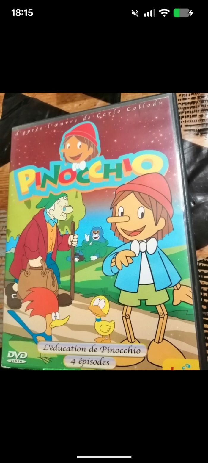 DVD Pinocchio, l'éducation de Pinocchio.