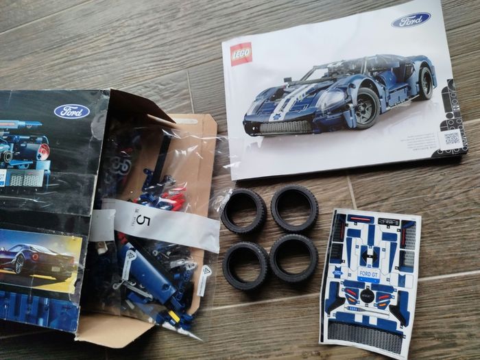 Lego  technic ford gt ref: 42154 neuf - photo numéro 3