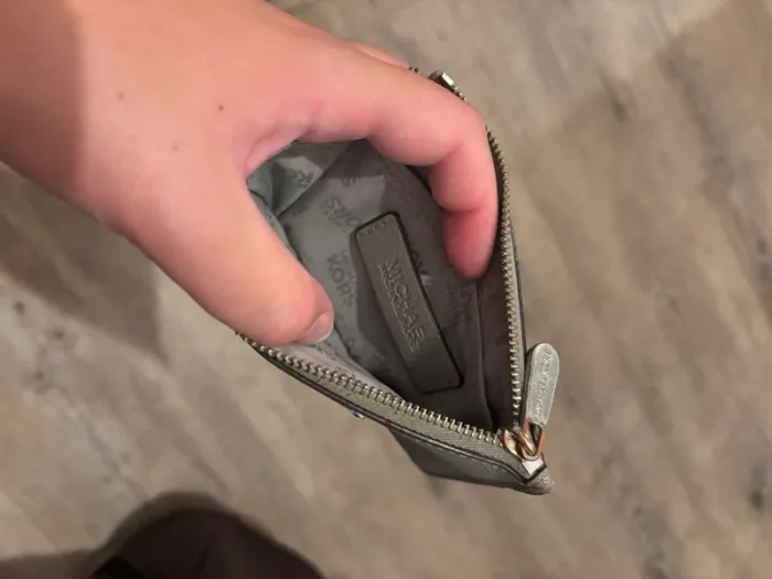 Porte cartes gris - photo numéro 2