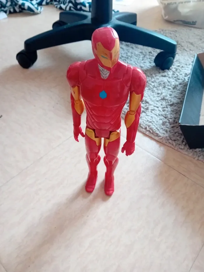 Figurine Iron man