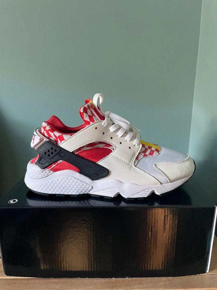 Nike air Huarache edt Liverpool