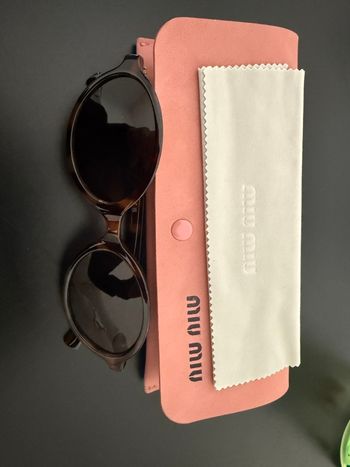 Lunettes de soleil Miu Miu