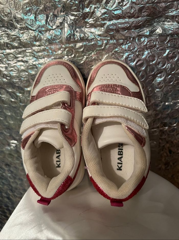 Paire de baskets fille à scratch taille 22 Kiabi - photo numéro 4