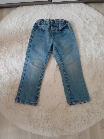 jeans 3 ans réglable a la taille
