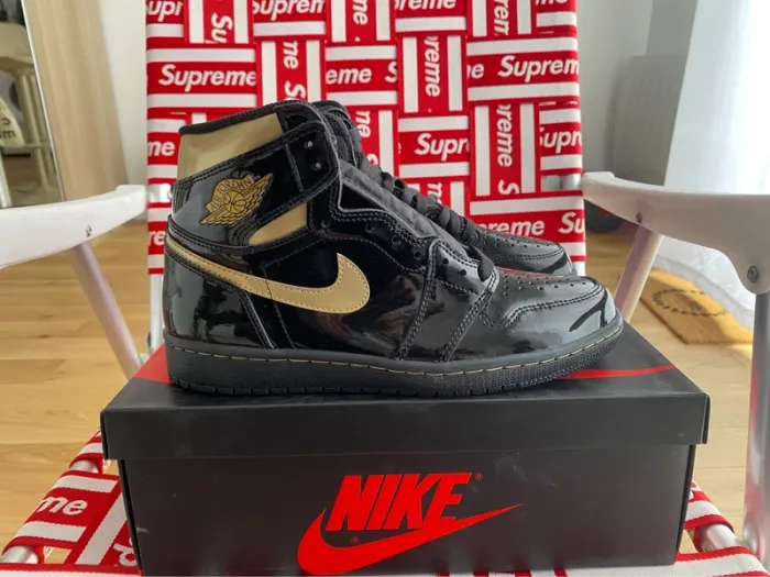 Jordan 1 retro high og black metallic gold - photo numéro 2
