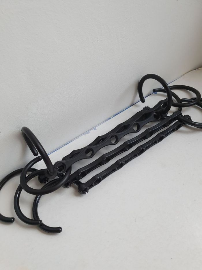 Lot de 5 cintres 5 trous - photo numéro 3