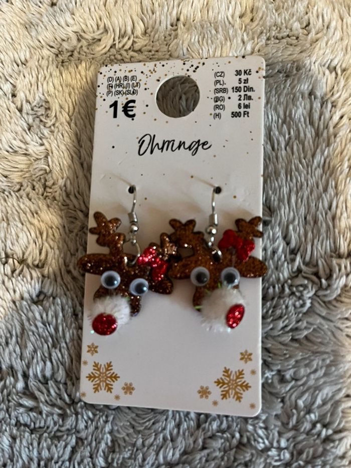 Noucles d’oreilles rennes