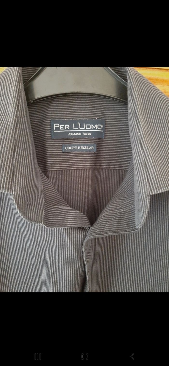 Chemise Armand Thiery  T.3 - photo numéro 2