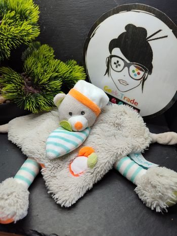 doudou plat ours baby Nat' bonnet  blanc gris bleu vert orange fourrure pattes bn020 oscar ourson