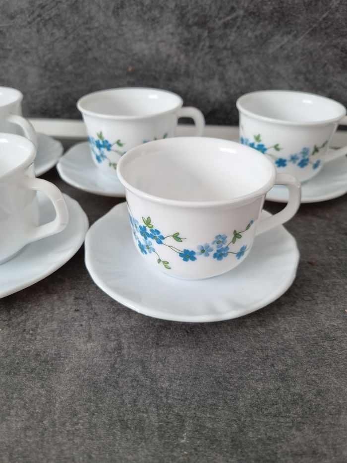 Tasses arcopal "myosotis " - photo numéro 3