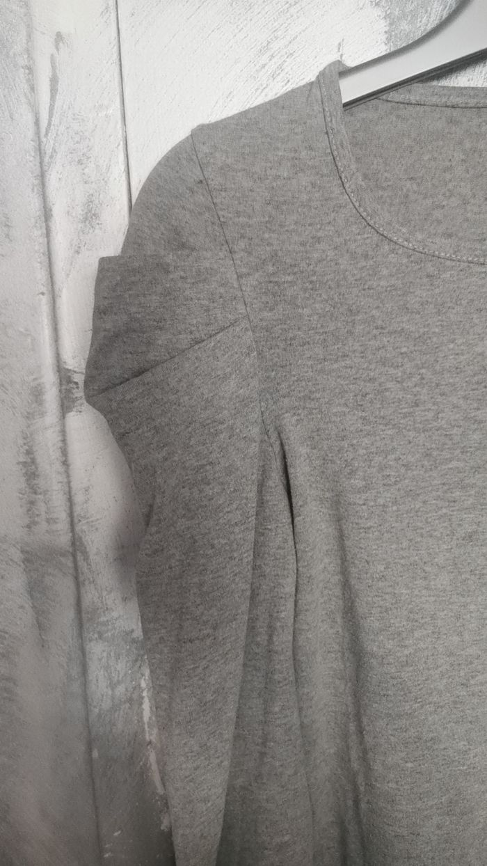 Tee shirt manche longue gris - photo numéro 2